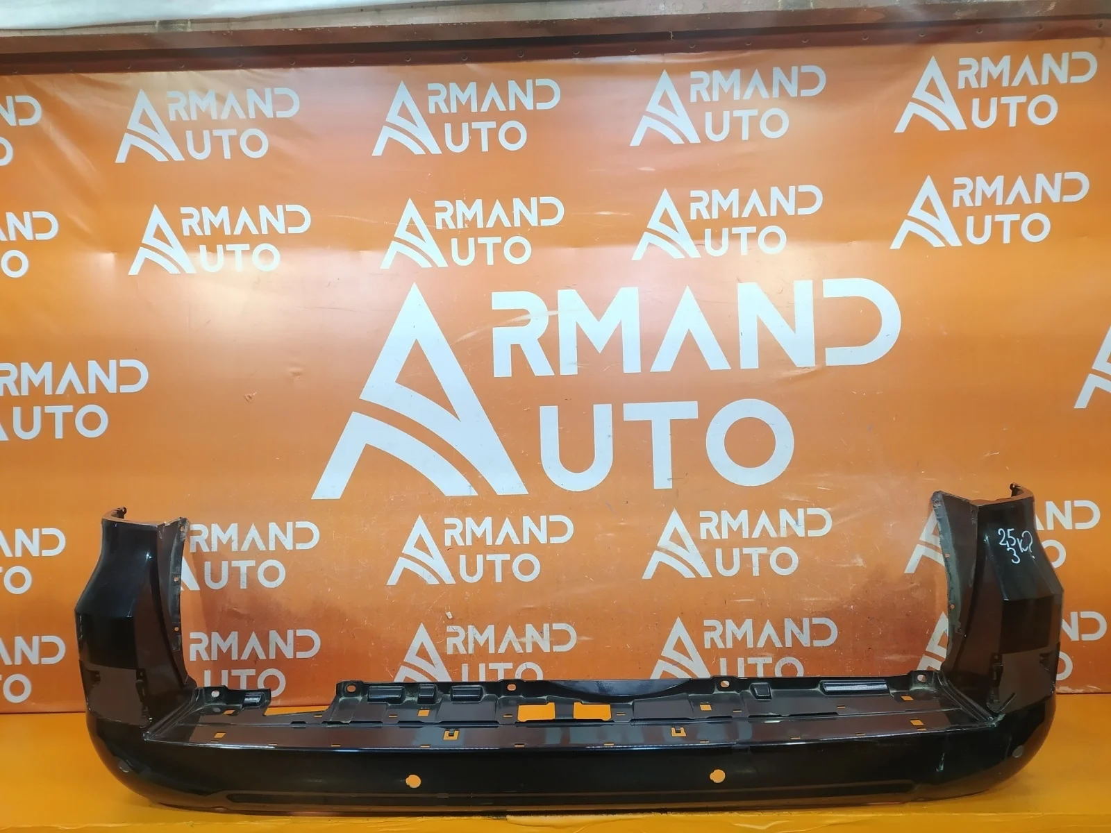 Бампер Toyota Land Cruiser 2015-2021 200