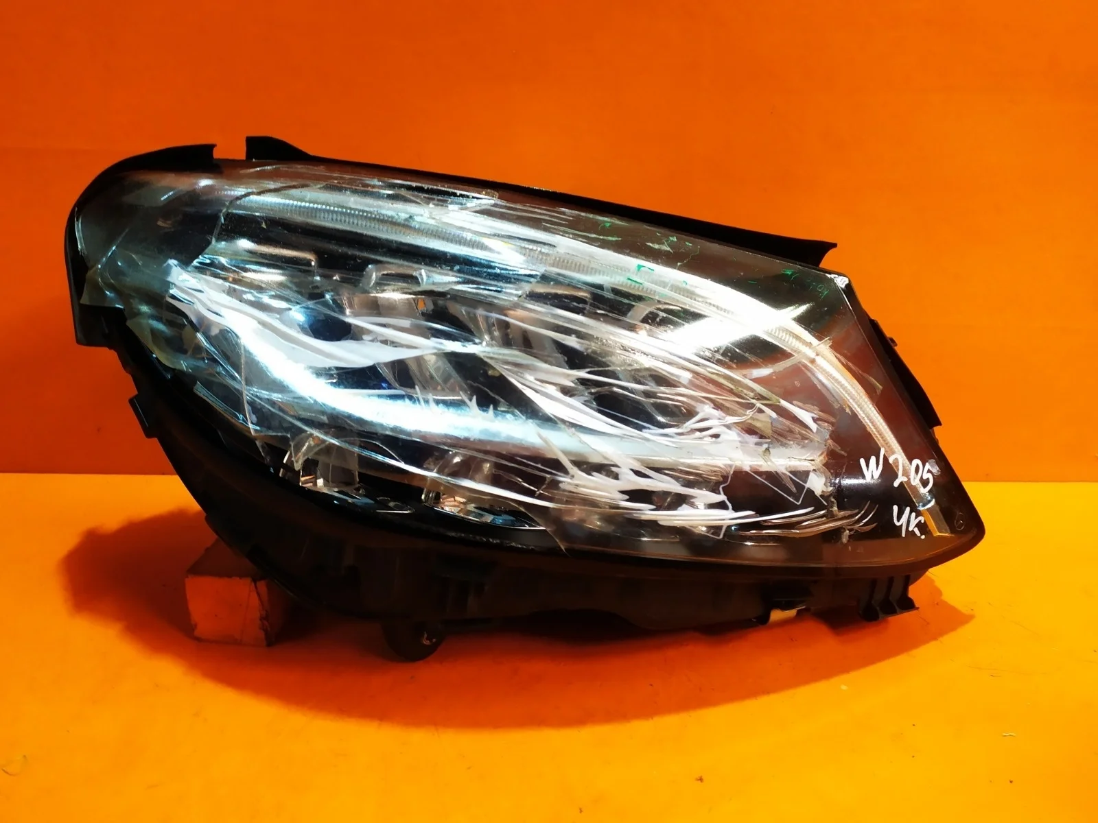 Фара Mercedes -Class 2018-2021 W205
