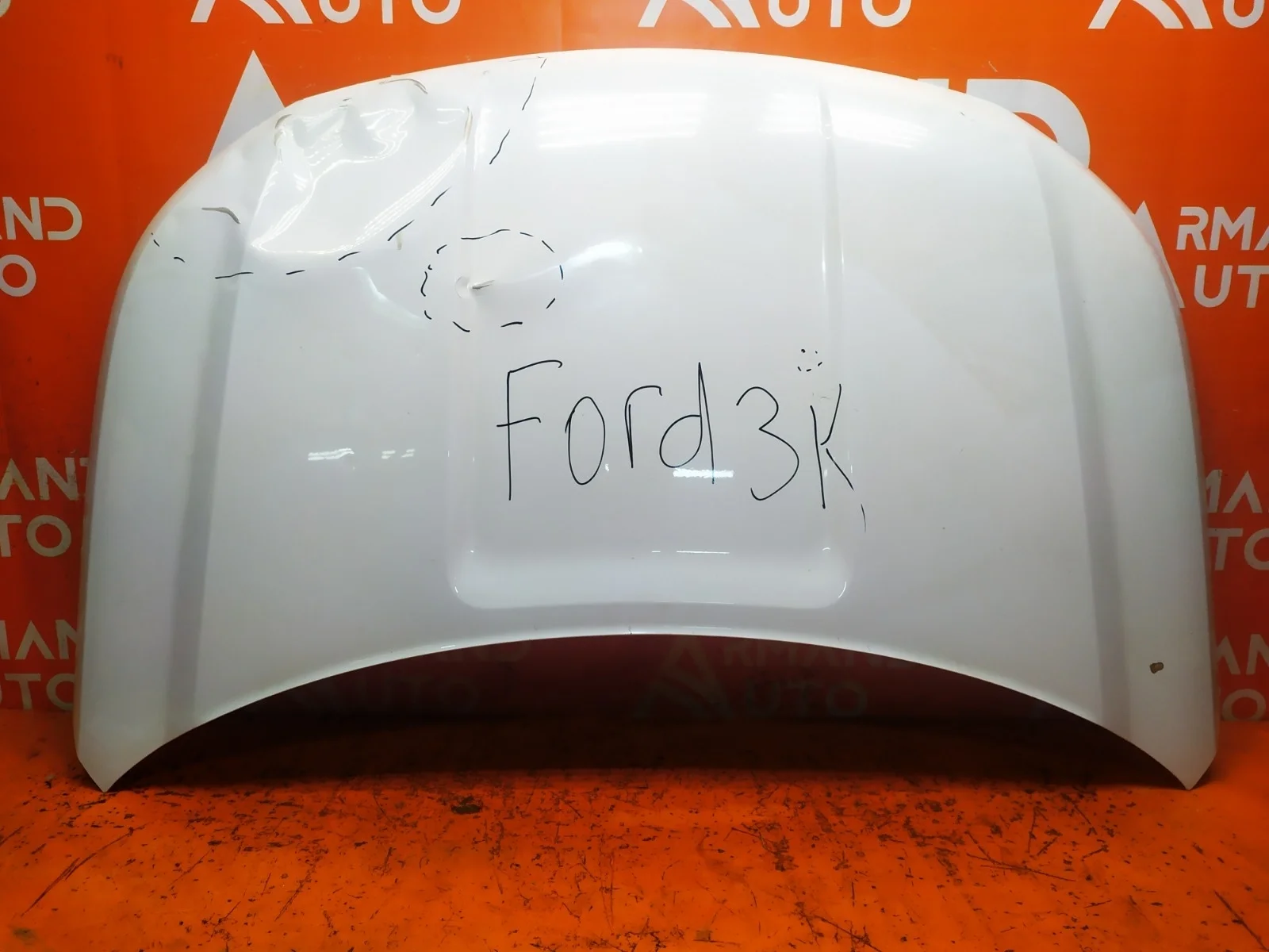 Капот Ford Explorer 2015-2019 U502