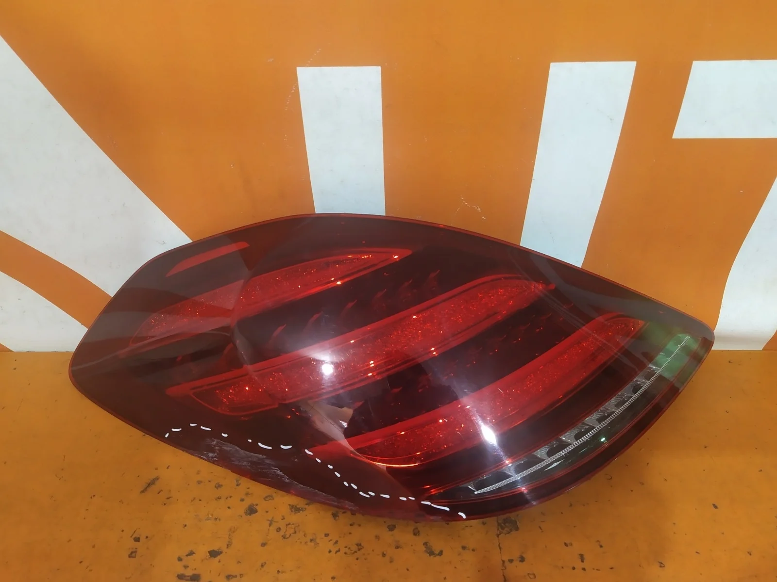 Фонарь Mercedes -Class 2017-2020 W222