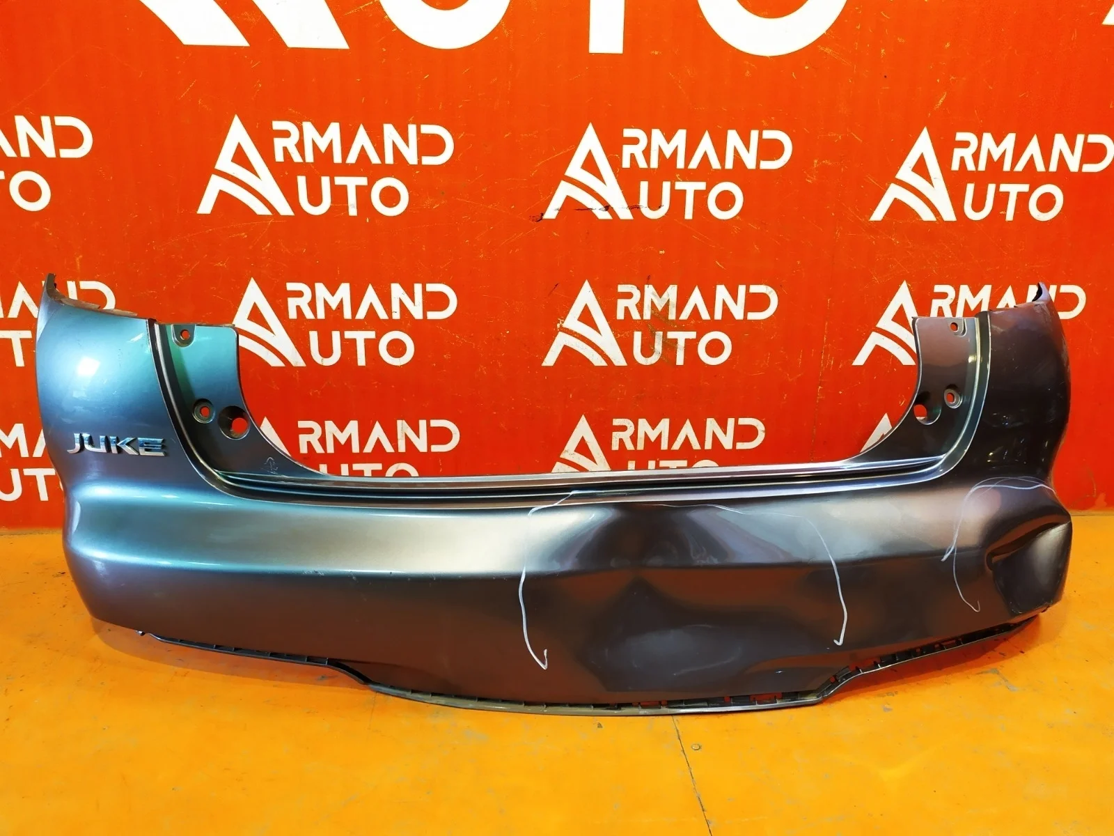 Бампер Nissan Juke 2014-2019 YF15