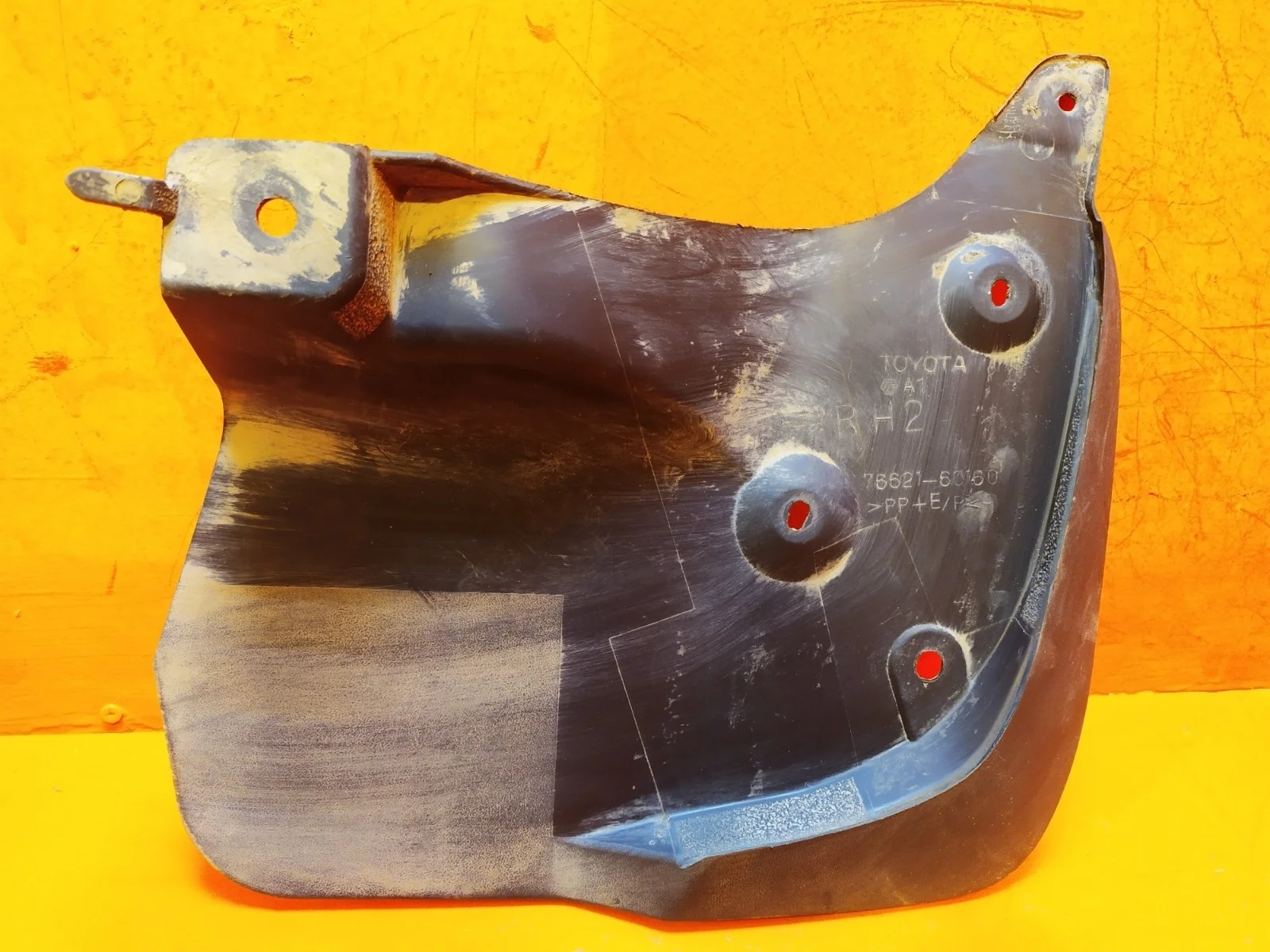 Брызговик Lexus LX 2007-2015 3 URJ200