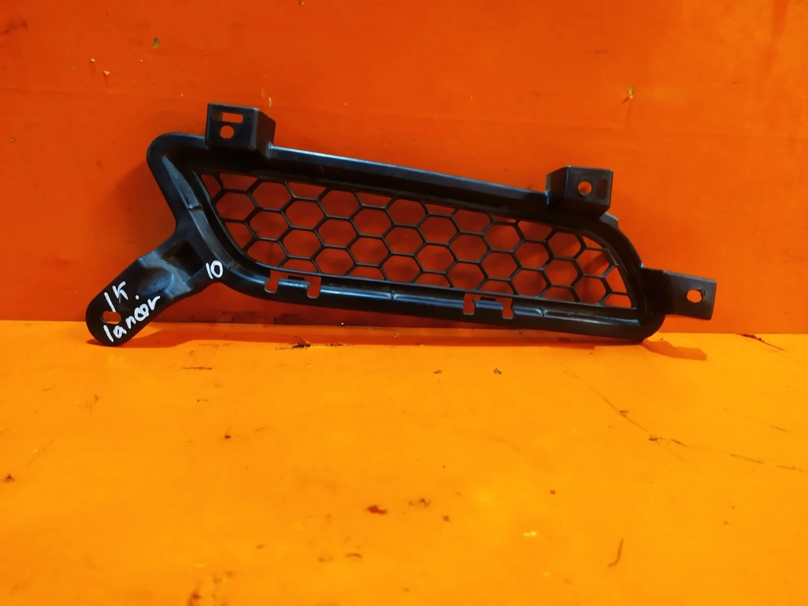 Решетка радиатора Mitsubishi Lancer 2011-2017 10