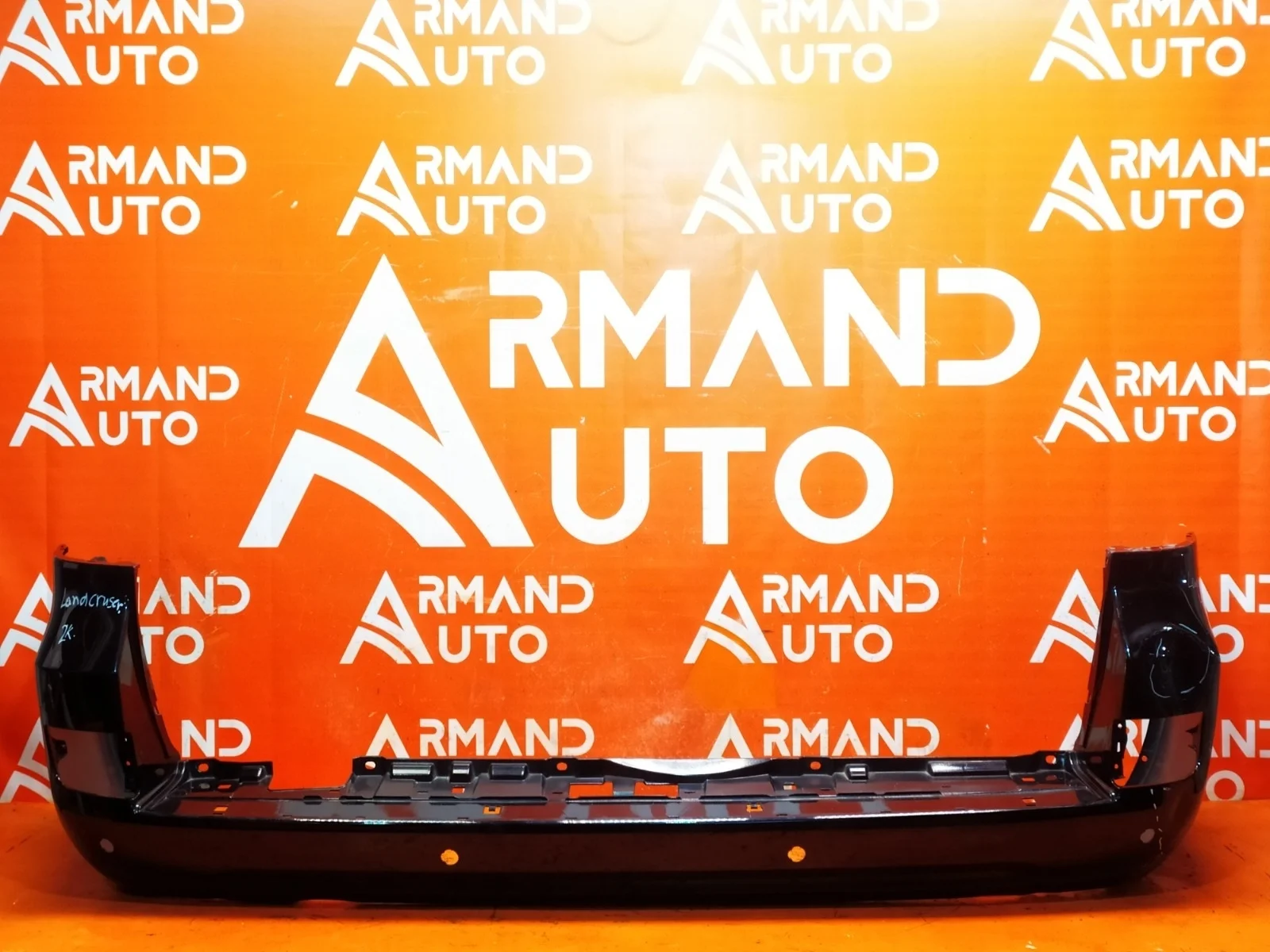 Бампер Toyota Land Cruiser 2015-2021 200