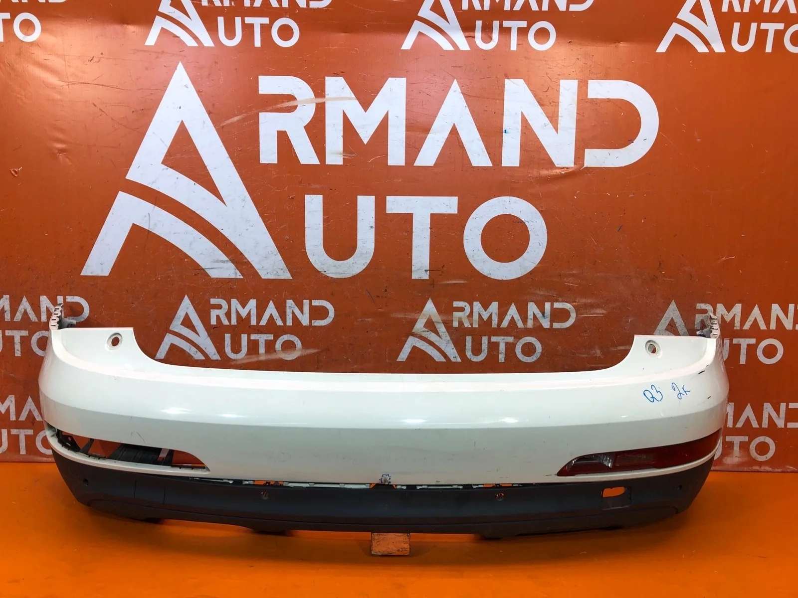 Бампер Audi Q3 2011-2014 8U