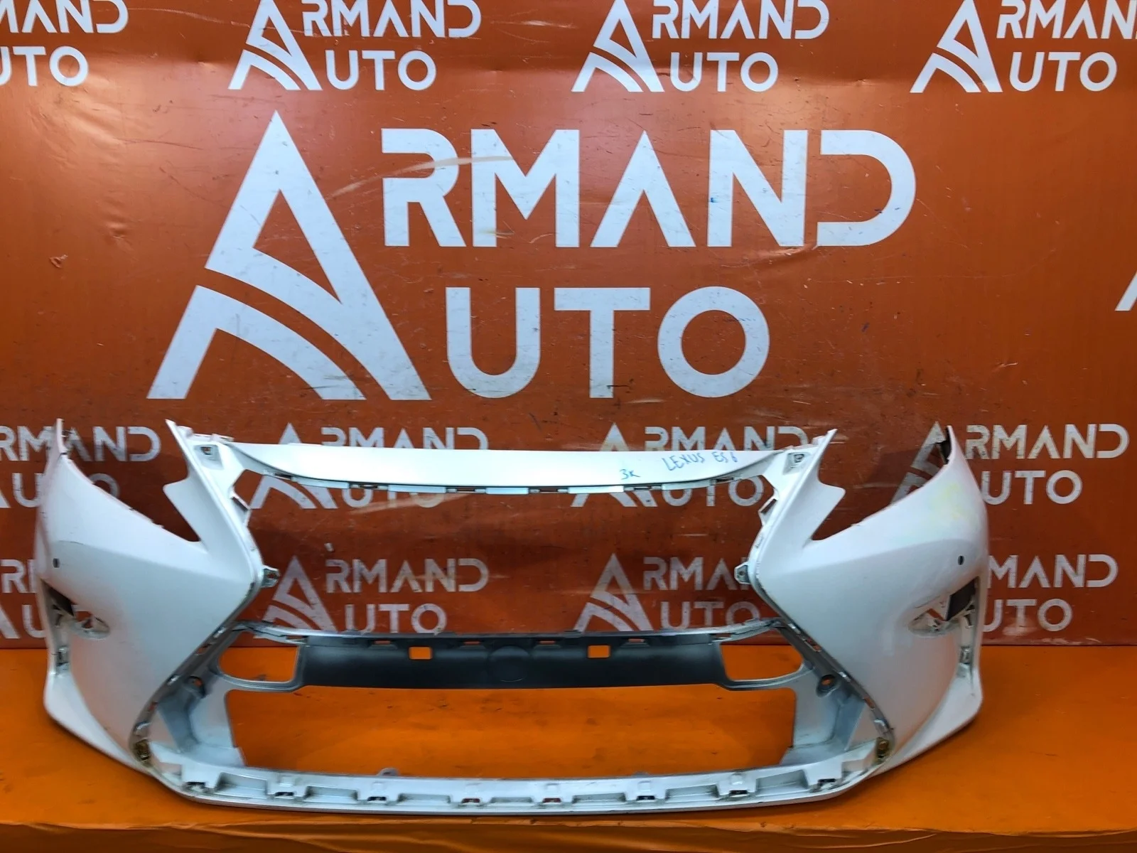 Бампер Lexus ES 2015-2018 6