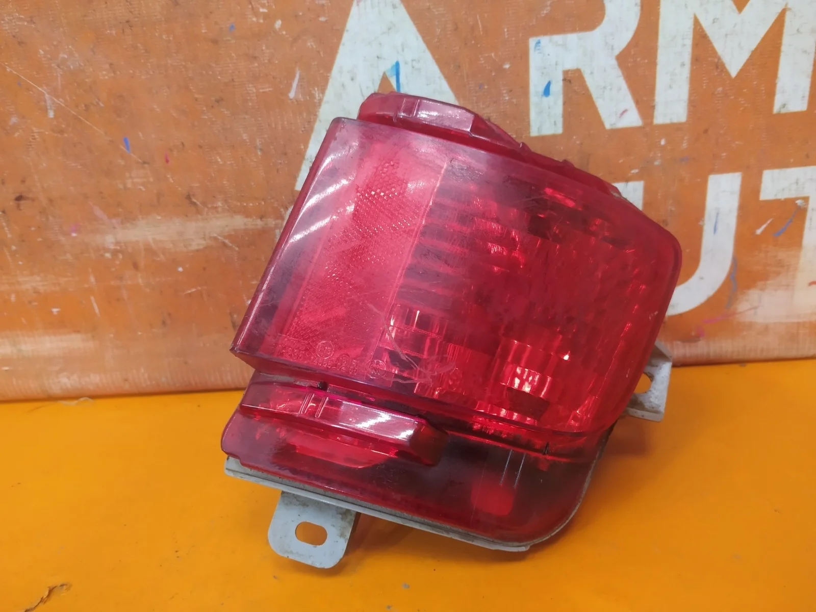 Фонарь противотуманный Toyota Land Cruiser 2015-2021 200