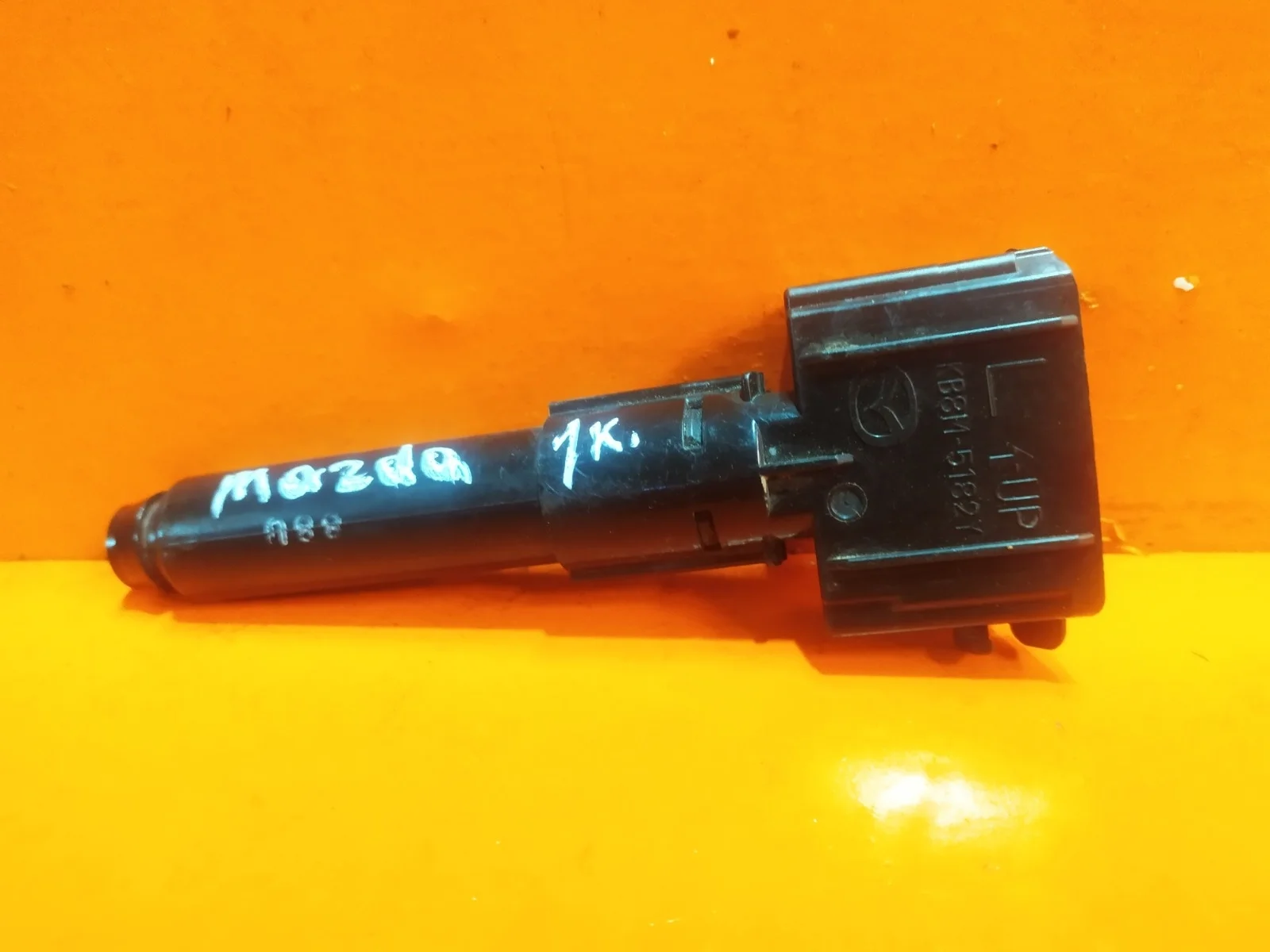 Форсунка фароомывателя Mazda CX-5 2017-нв