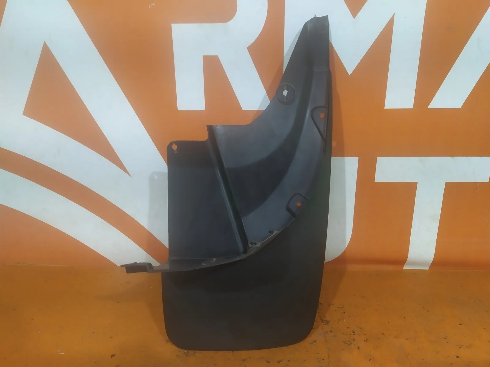 Брызговик Toyota Land Cruiser Prado 2009-нв 150