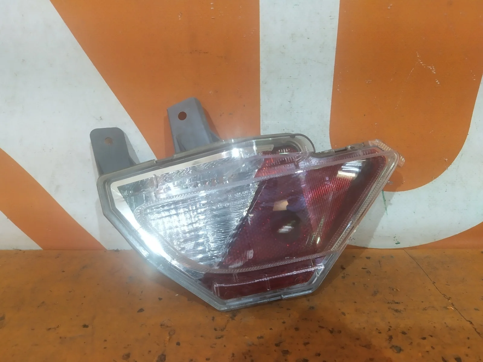 Фонарь противотуманный Toyota RAV4 2015-2019 CA40