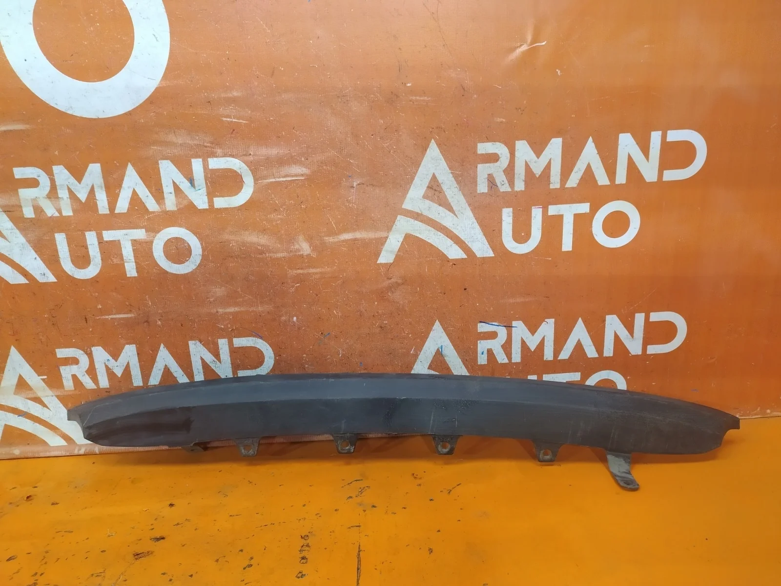 Накладка бампера Toyota Camry 2014-2017 XV50