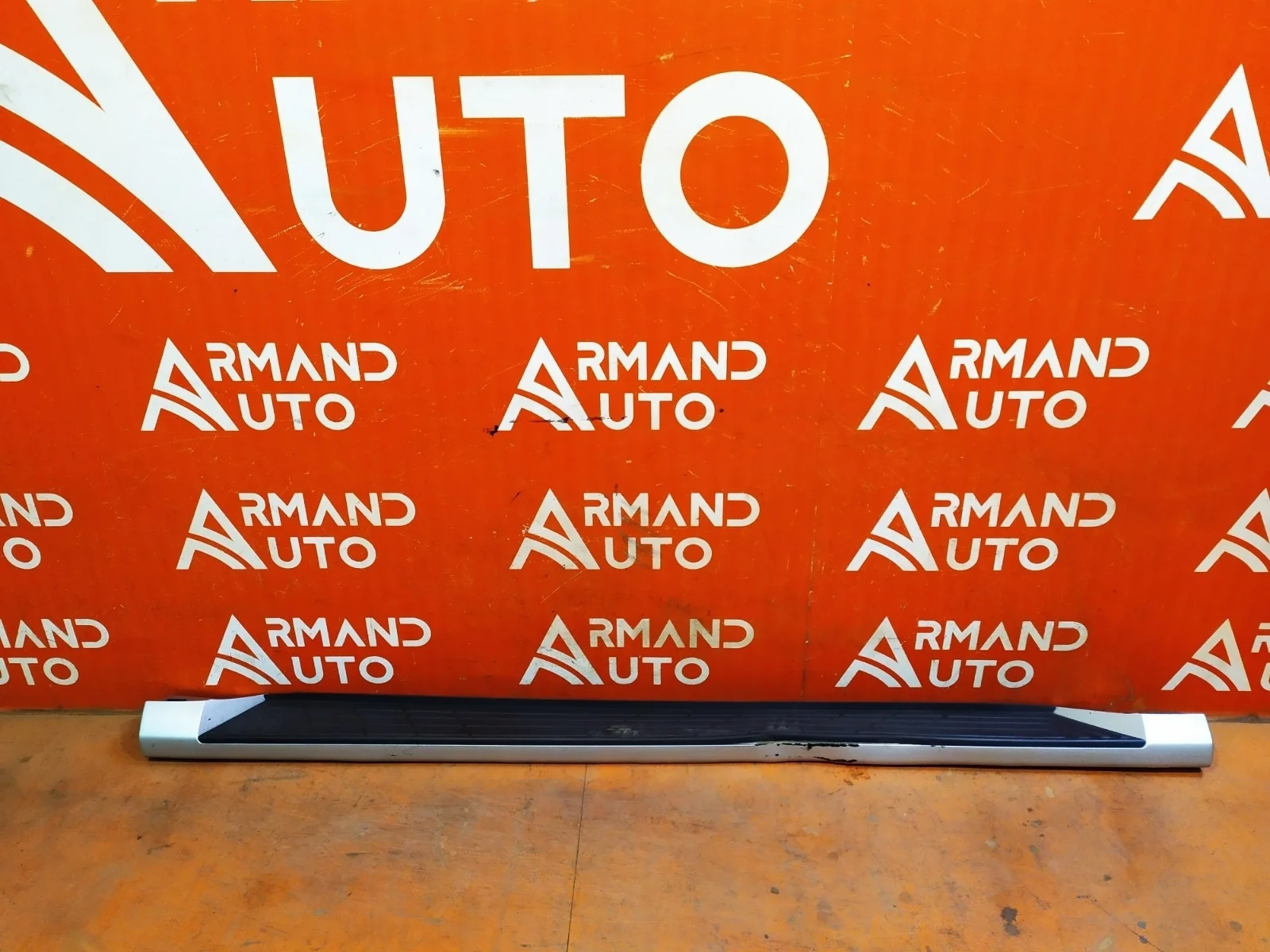 Накладка порога Mitsubishi Pajero 2006-нв 4