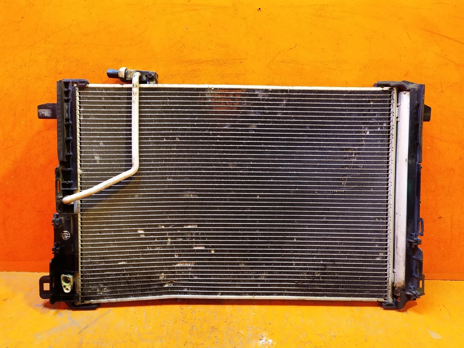 Радиатор кондиционера Mercedes -Class 2006-2015 W204