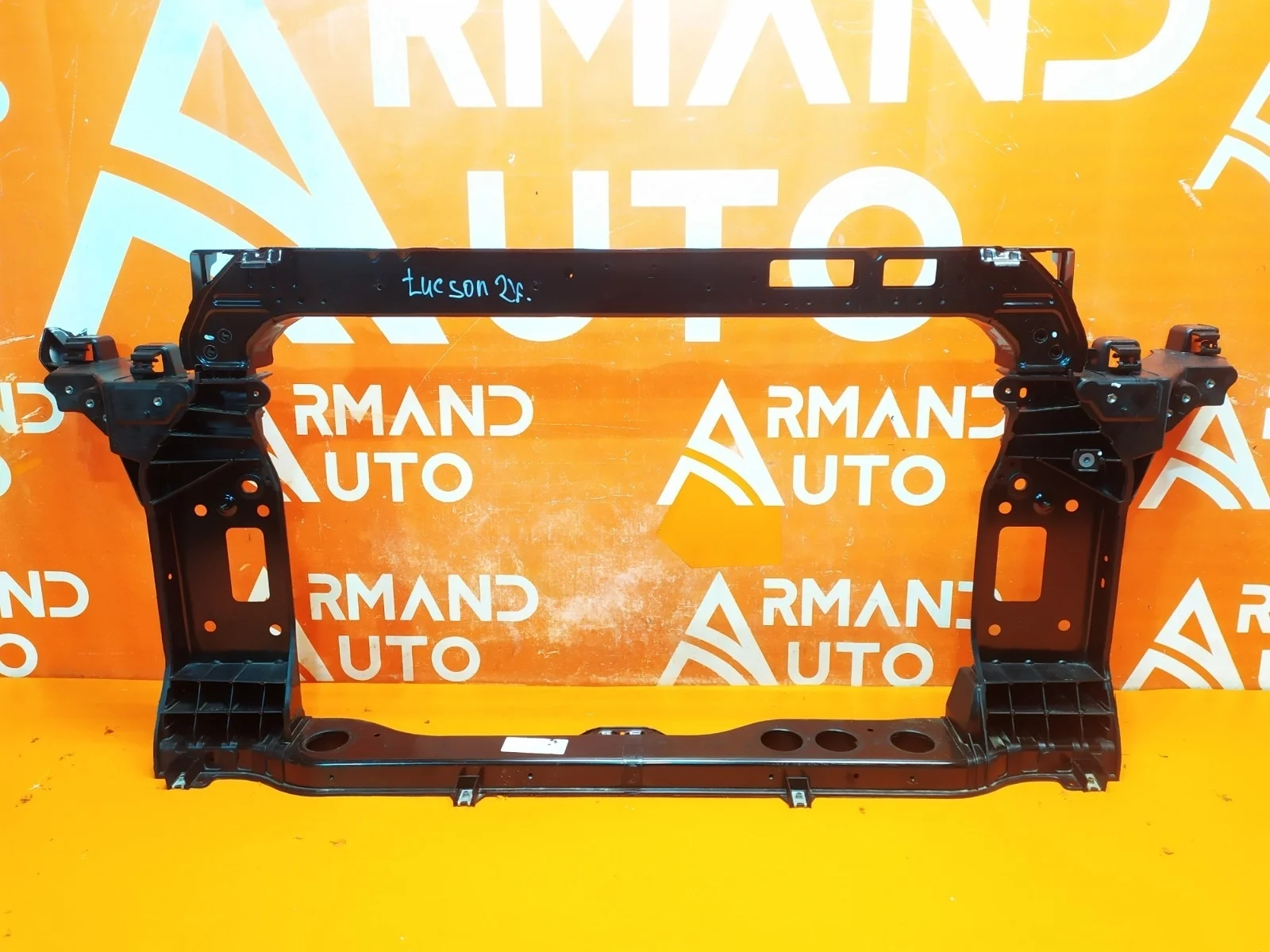 Панель передняя (суппорт радиатора) Hyundai TUCSON 2015-2021 3