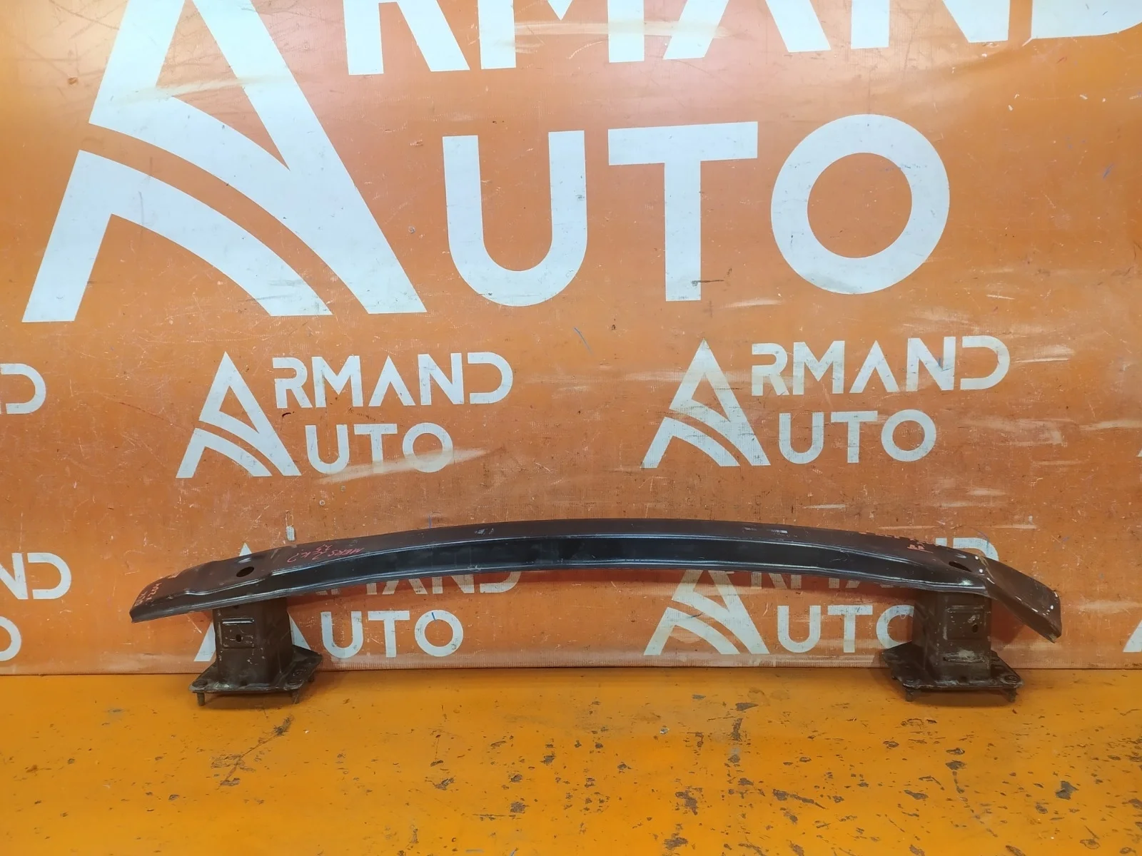 Усилитель бампера Mercedes GLK-Class 2008-2015 X204