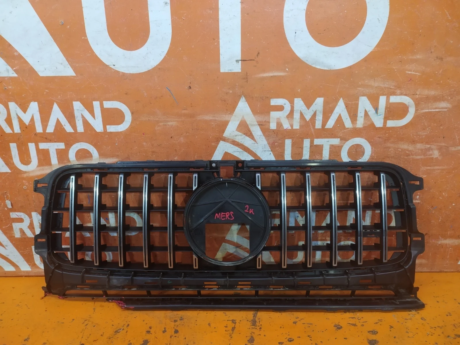 Решетка радиатора Mercedes G-Class 2018-нв W463