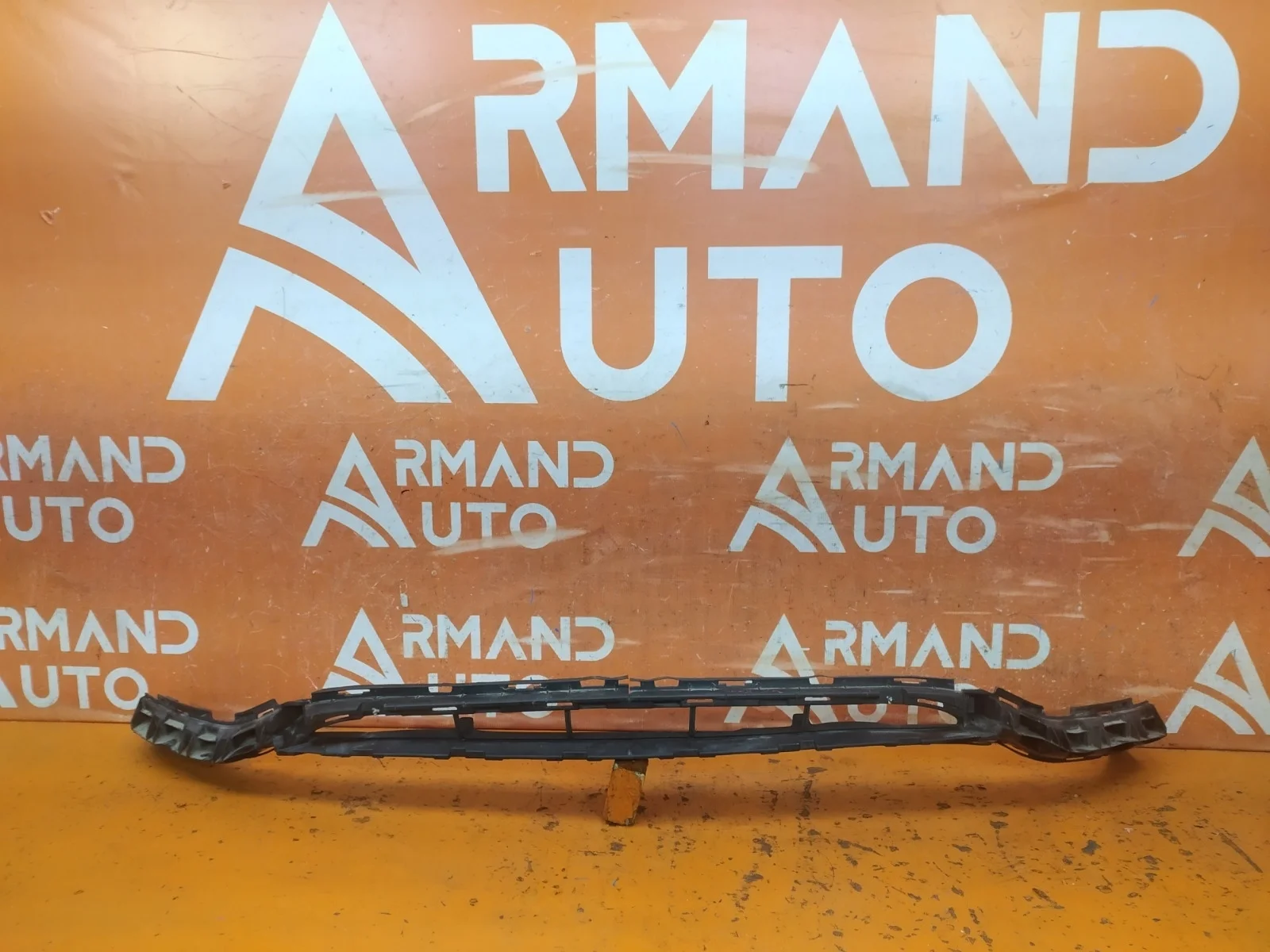 Кронштейн бампера Mercedes -Class 2016-2020 W213, S213