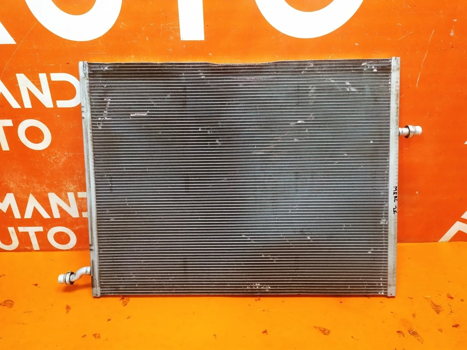 Радиатор двс дополнительный Mercedes -Class 2016-нв W213