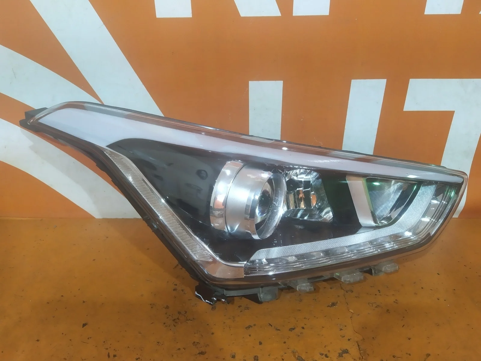 Фара Hyundai Creta 2016-2021