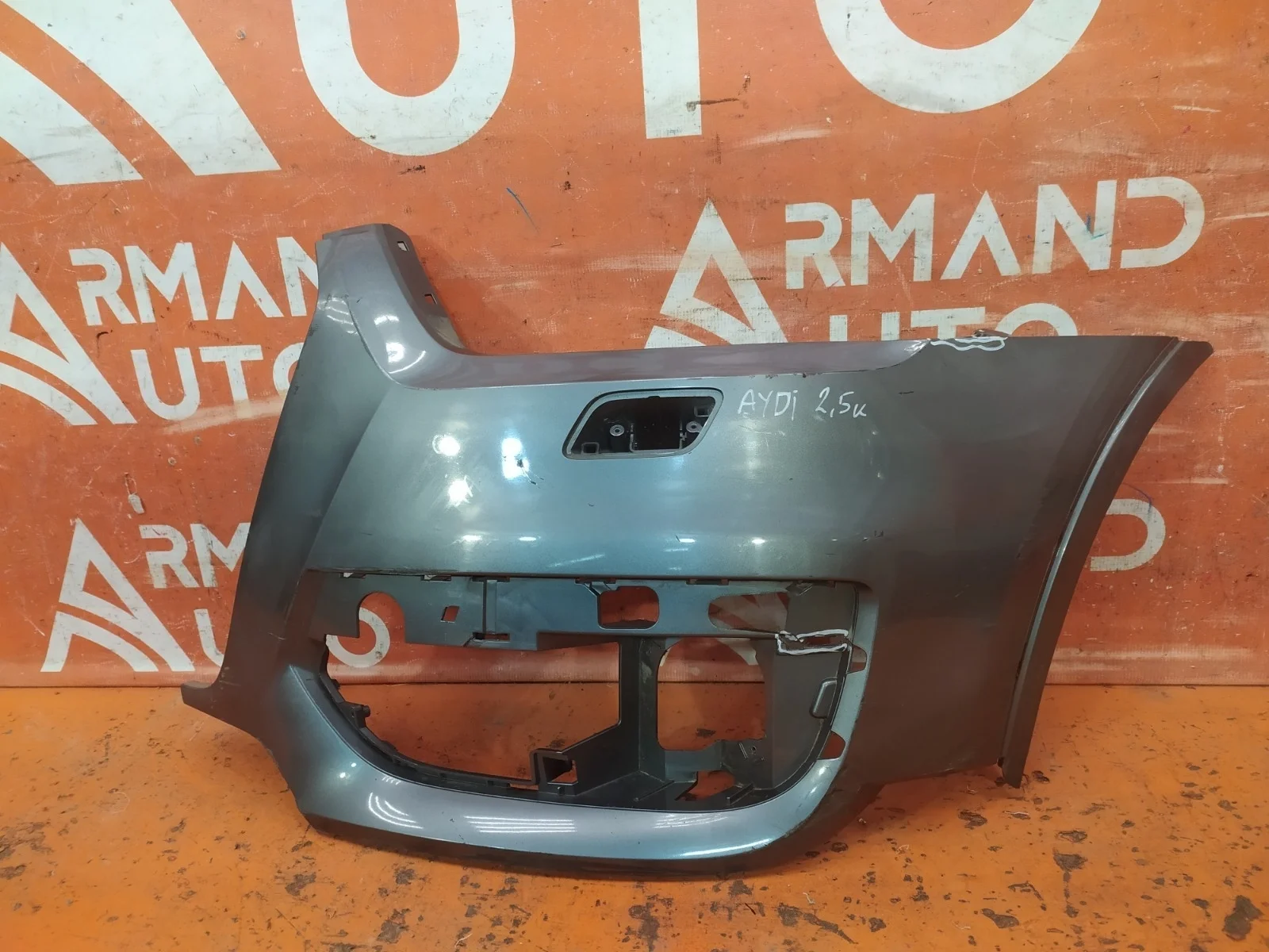 Бампер Audi Q3 2011-2014 8U