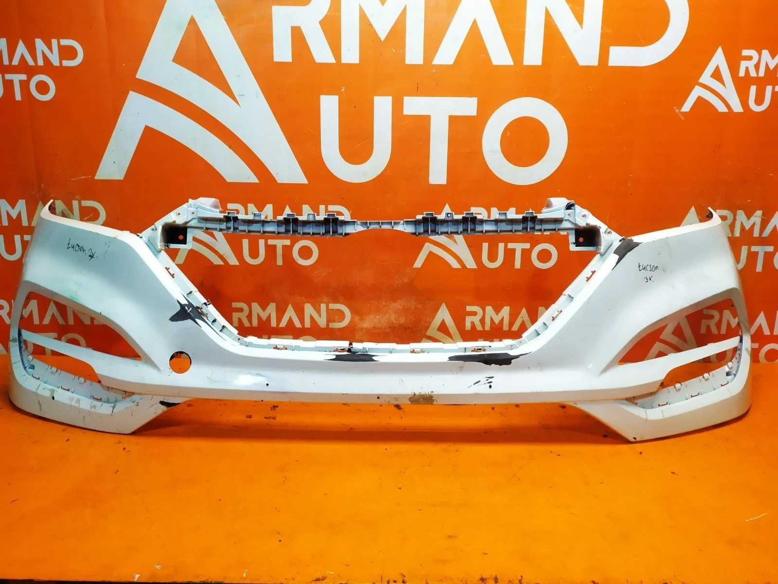 Бампер Hyundai TUCSON 2015-2018 3