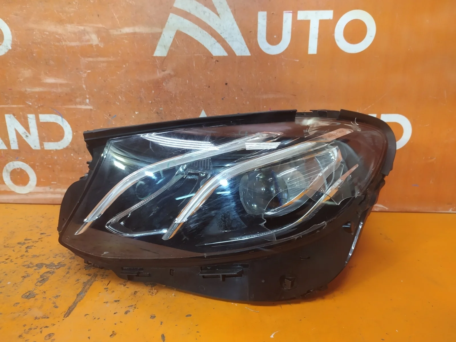 Фара Mercedes -Class 2016-2020 W213, S213, C238