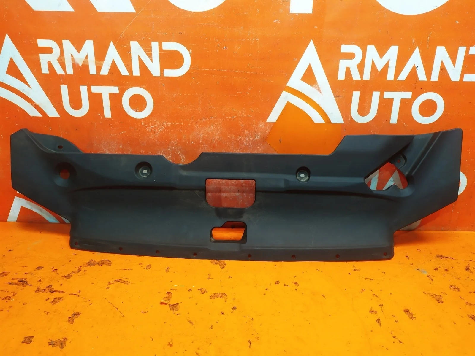 Кожух замка капота Mitsubishi ASX 2010-нв GA0