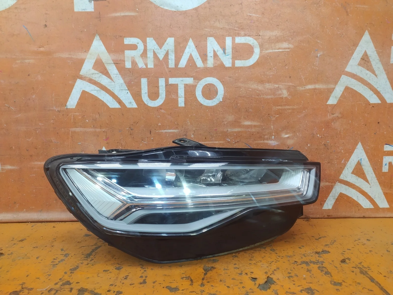 Фара Audi A6 2014-2018 C7