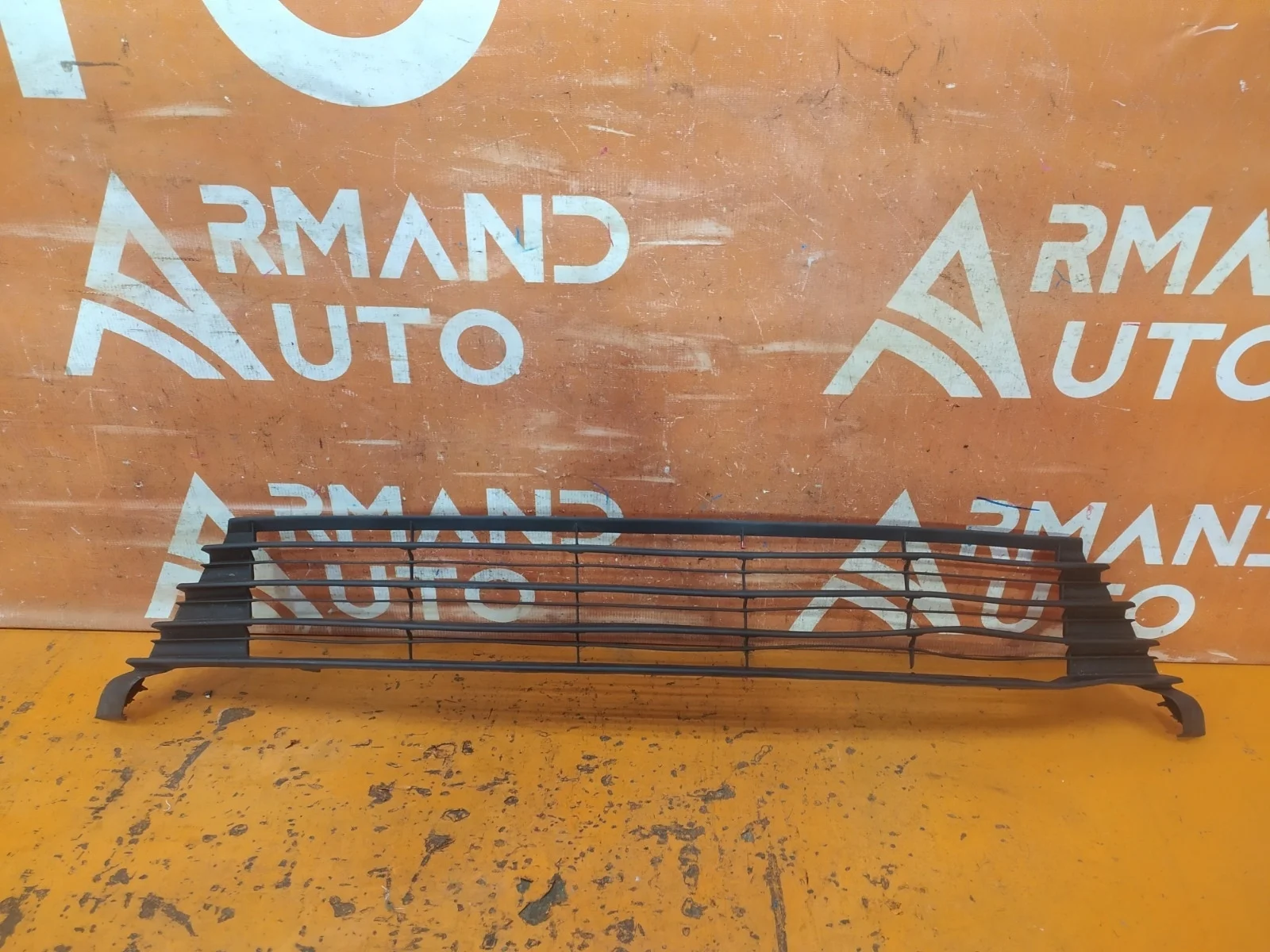 Решетка бампера Toyota Corolla 2015-2019 11 E160 E170 E180