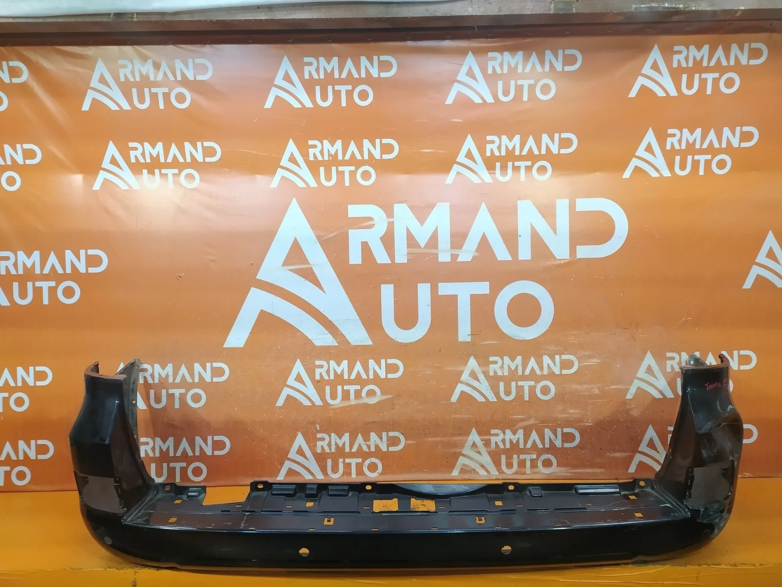 Бампер Toyota Land Cruiser 2015-2021 200