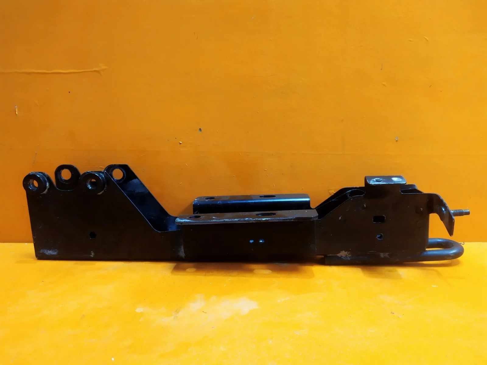 Кронштейн усилителя бампера Ford Transit 2014-нв 7 TTG