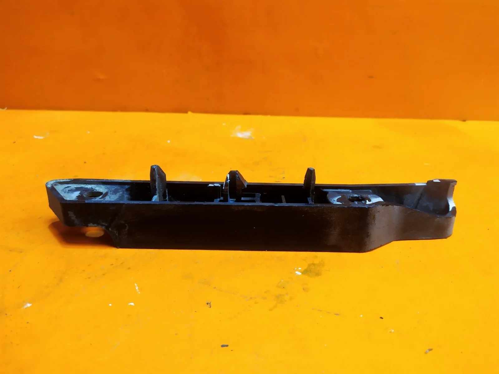 Кронштейн бампера Ford Focus 2008-2011