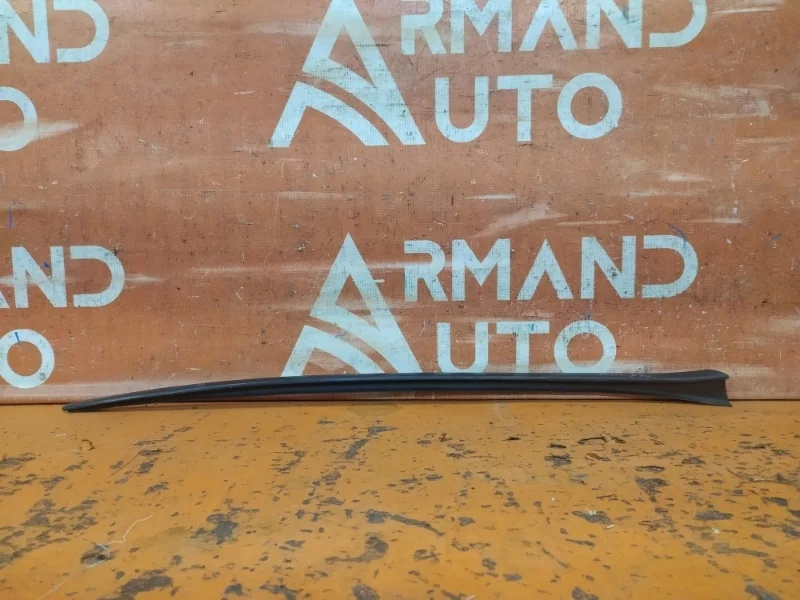 Водосток лобового стекла Audi Q5 2008-2017 8R