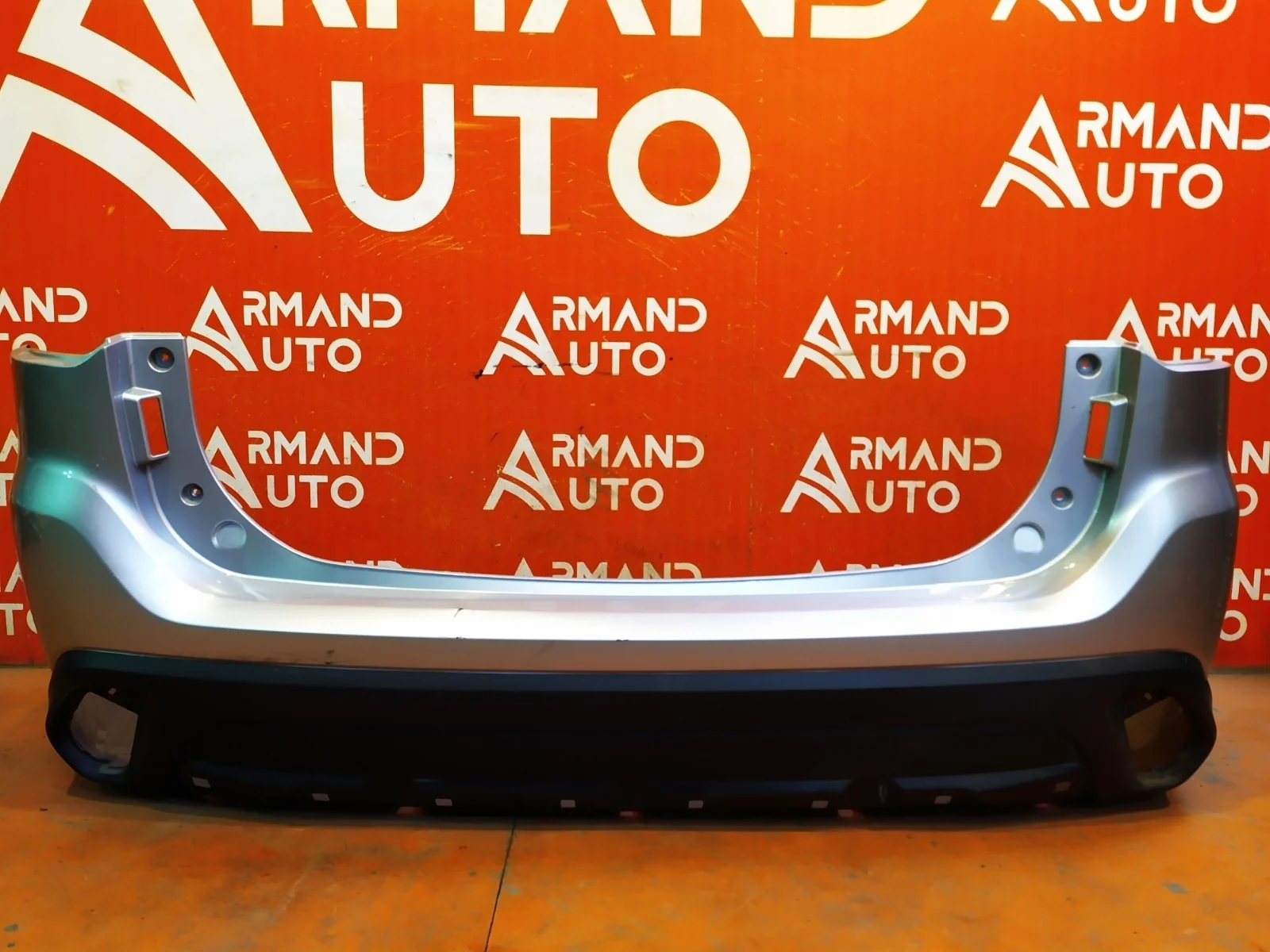 Бампер Mitsubishi Outlander 2015-2018 3