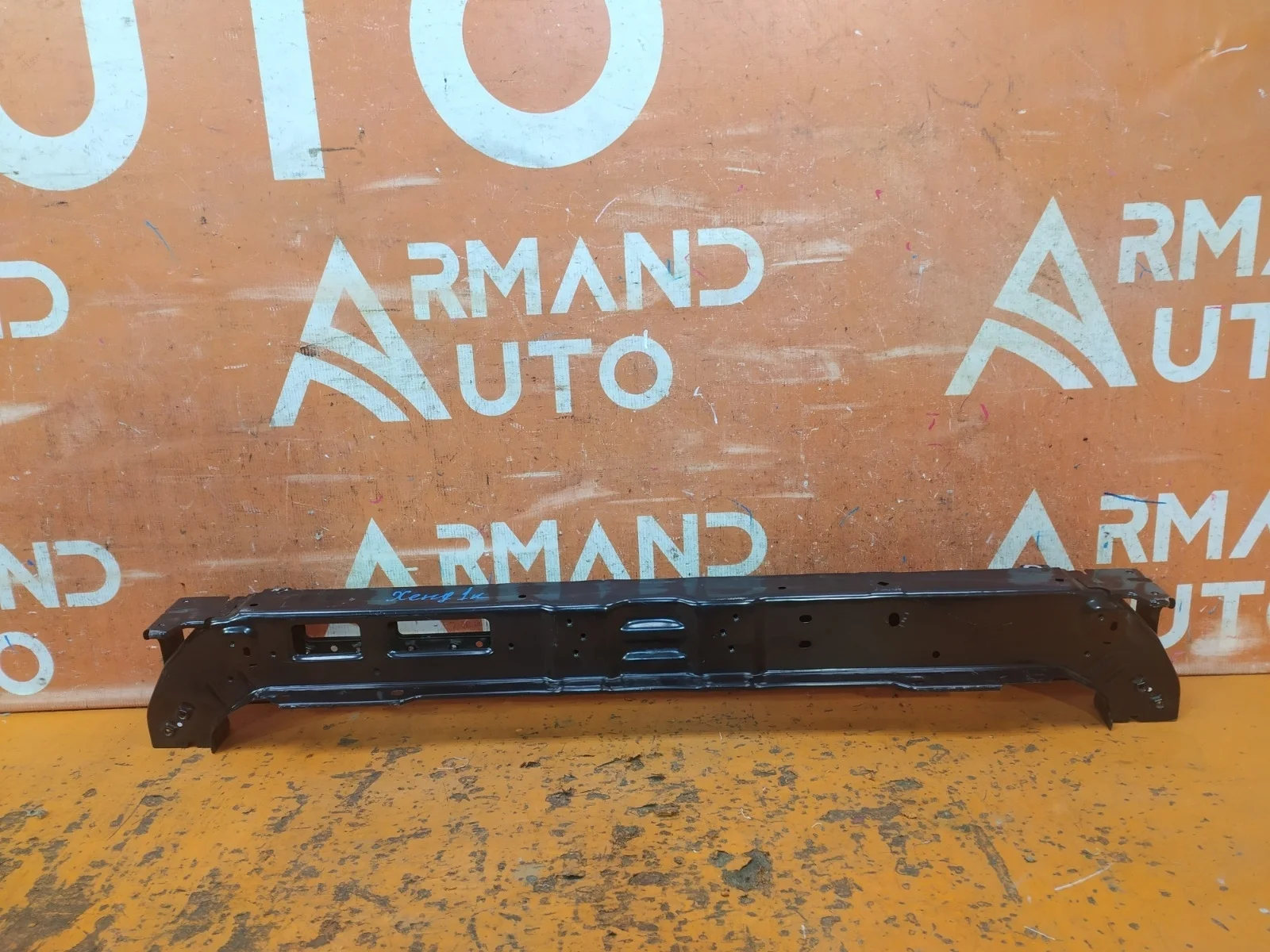 Панель передняя (суппорт радиатора) верхняя Hyundai Tucson 2015-2021 3