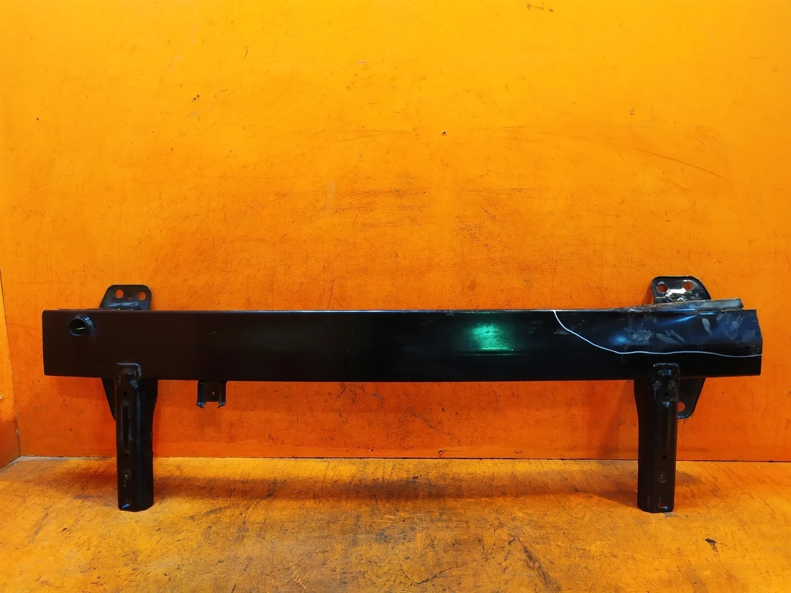 Усилитель бампера Kia Rio 2017-2020 4 FB