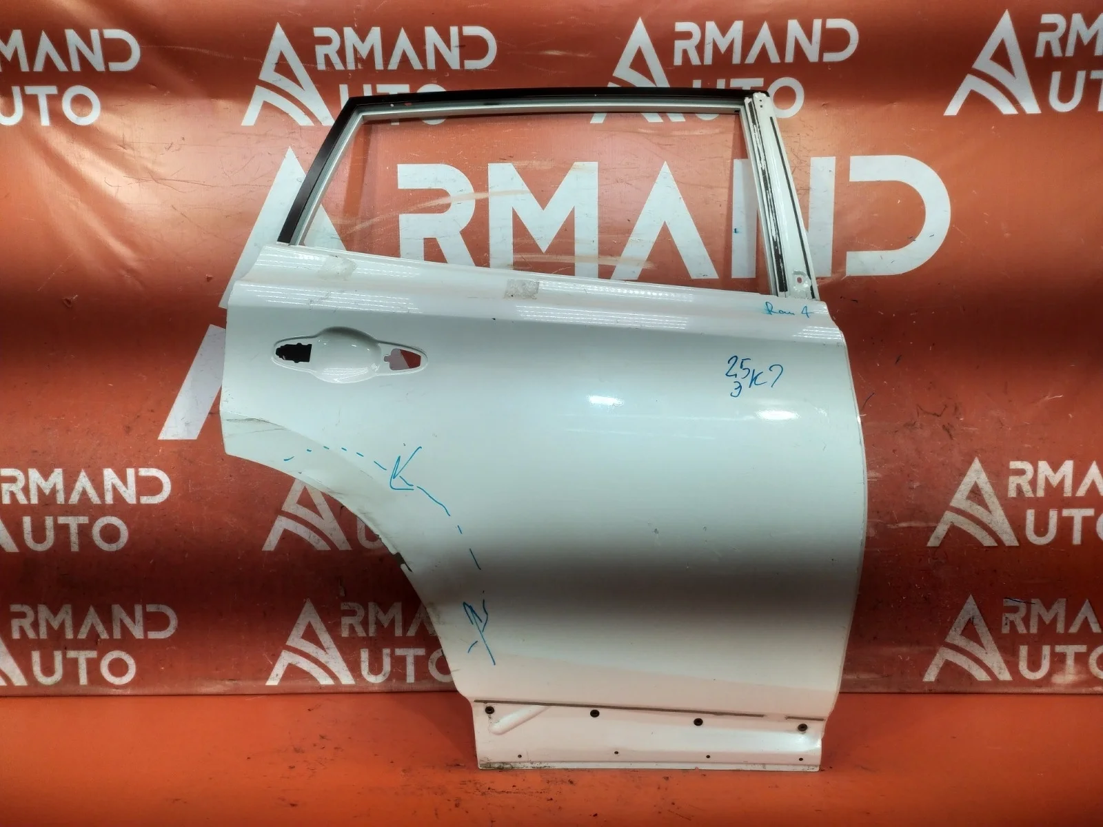 Дверь Toyota RAV4 2012-2019 CA40