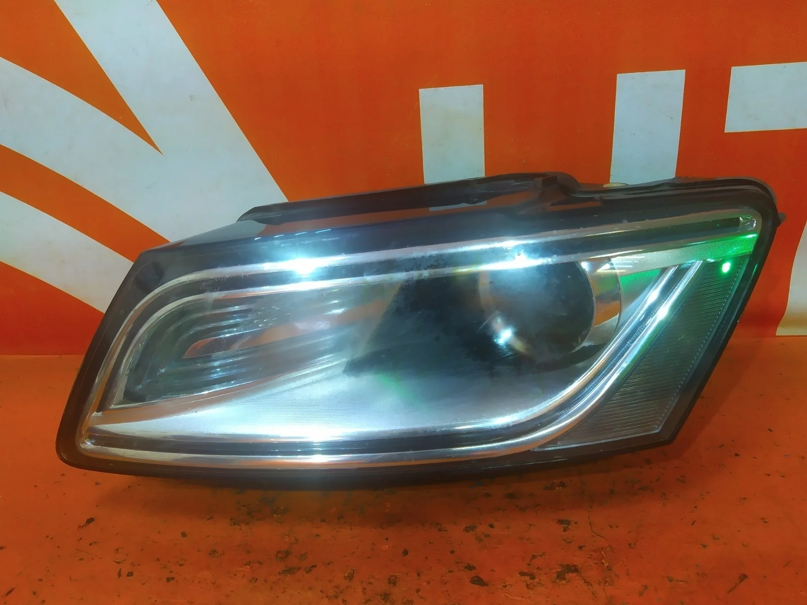 Фара Audi Q5 2012-2017 8R