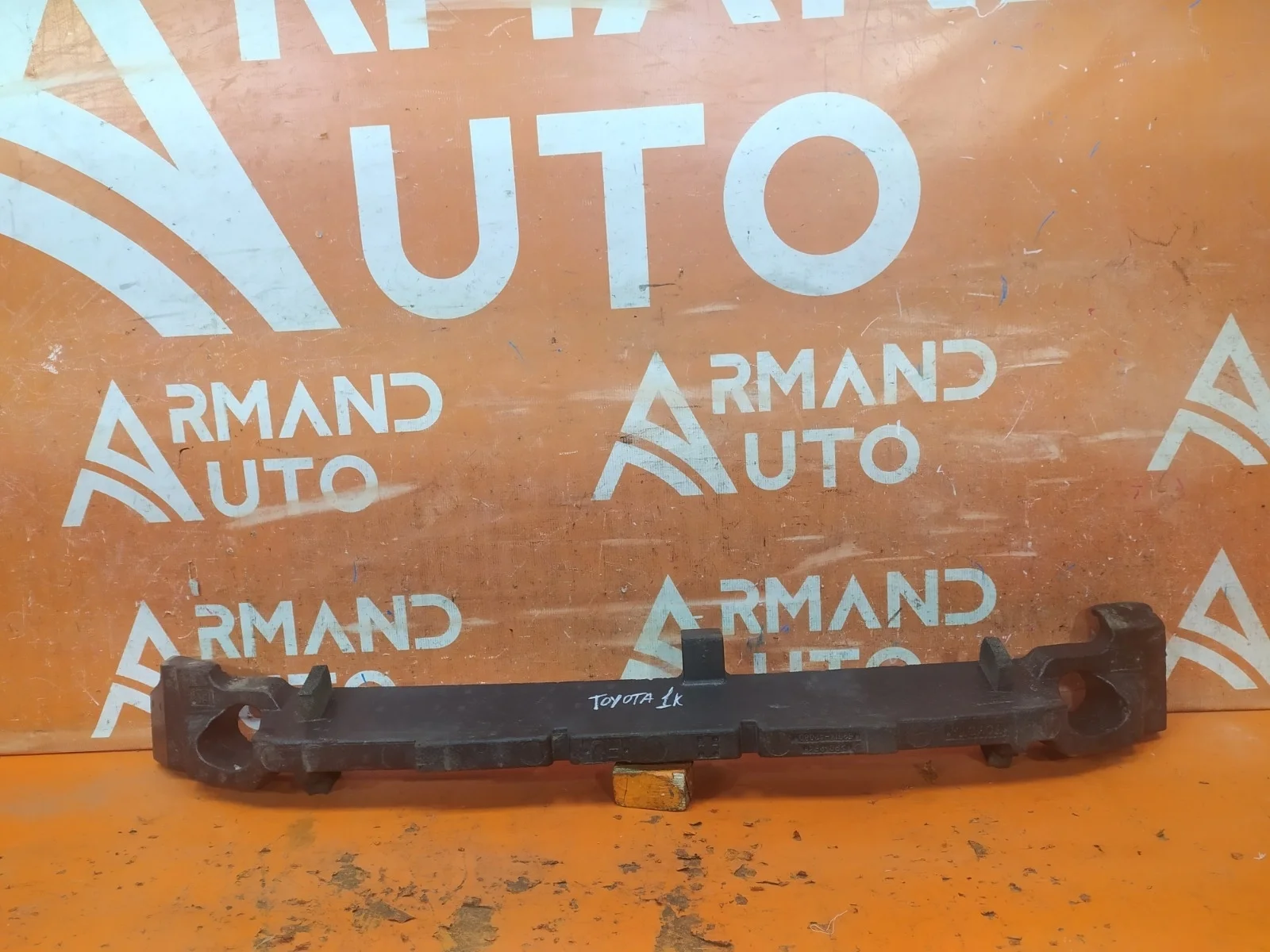 Абсорбер бампера Toyota RAV4 2012-2015 CA40