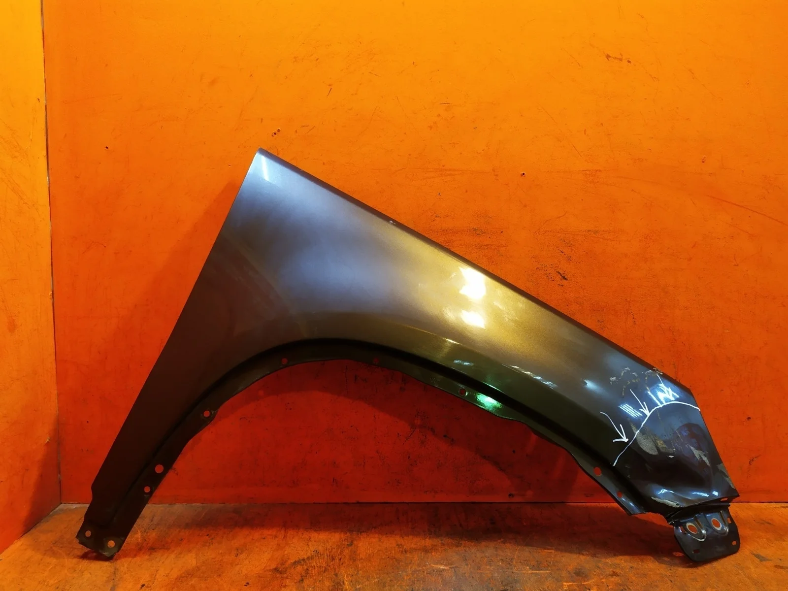 Крыло Volkswagen Tiguan 2007-2016