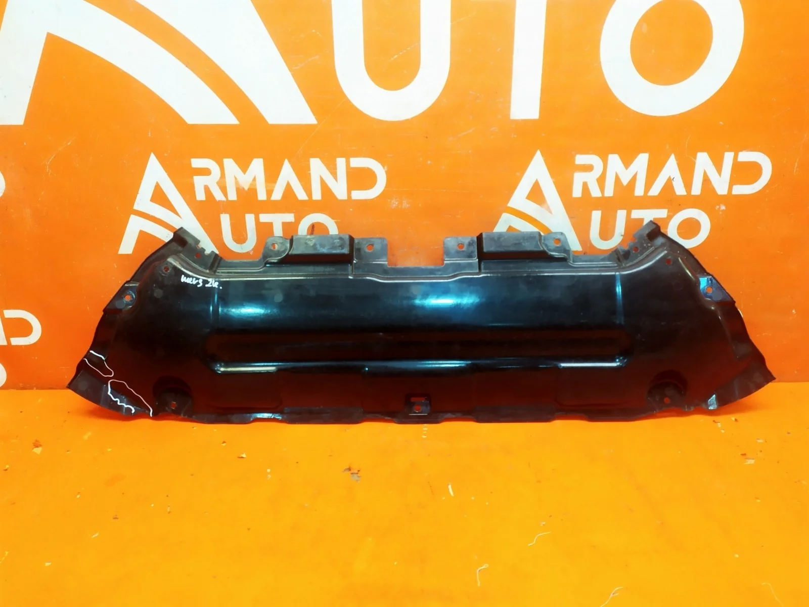 Пыльник бампера Mercedes GLC-Class 2015-нв X253