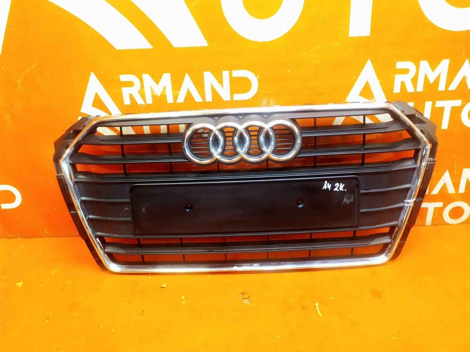 Решетка радиатора Audi A4 2015-2020 B9