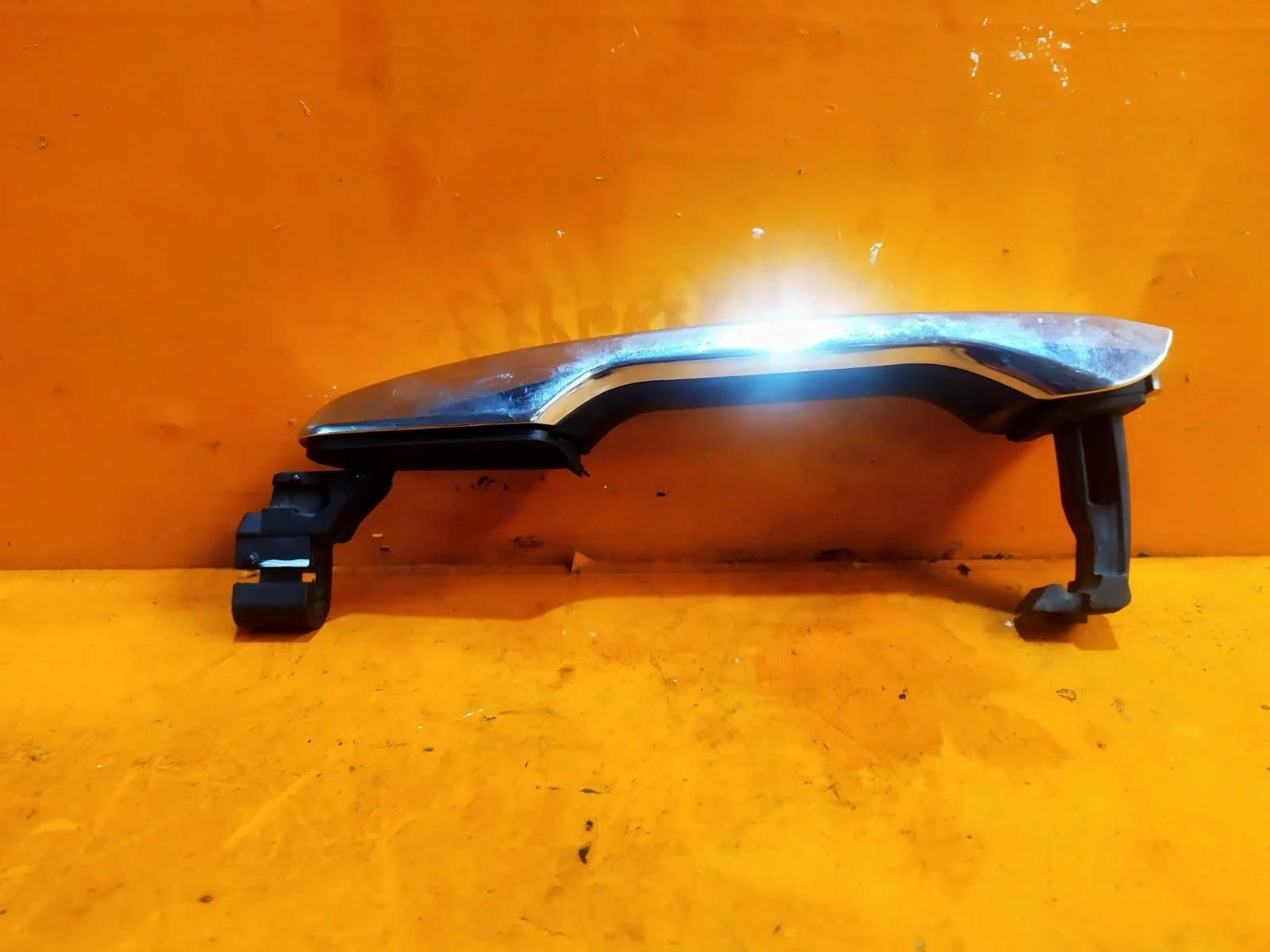 Ручка двери внешняя Ford Explorer 2010-2019 5 U502