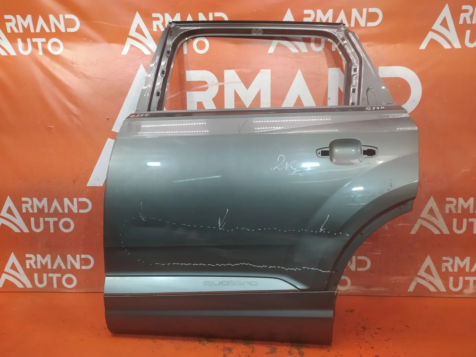 Дверь Audi Q7 2015-нв 4M