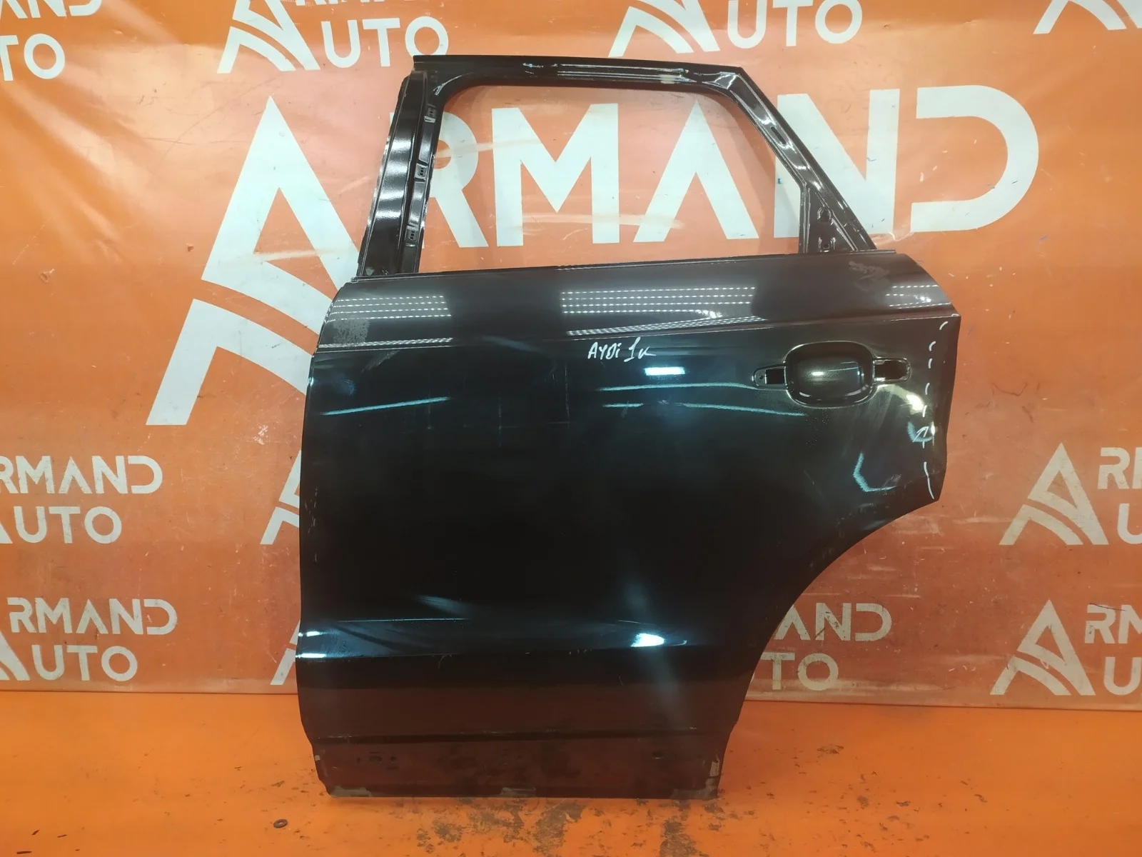 Дверь Audi Q3 2011-2018 8U