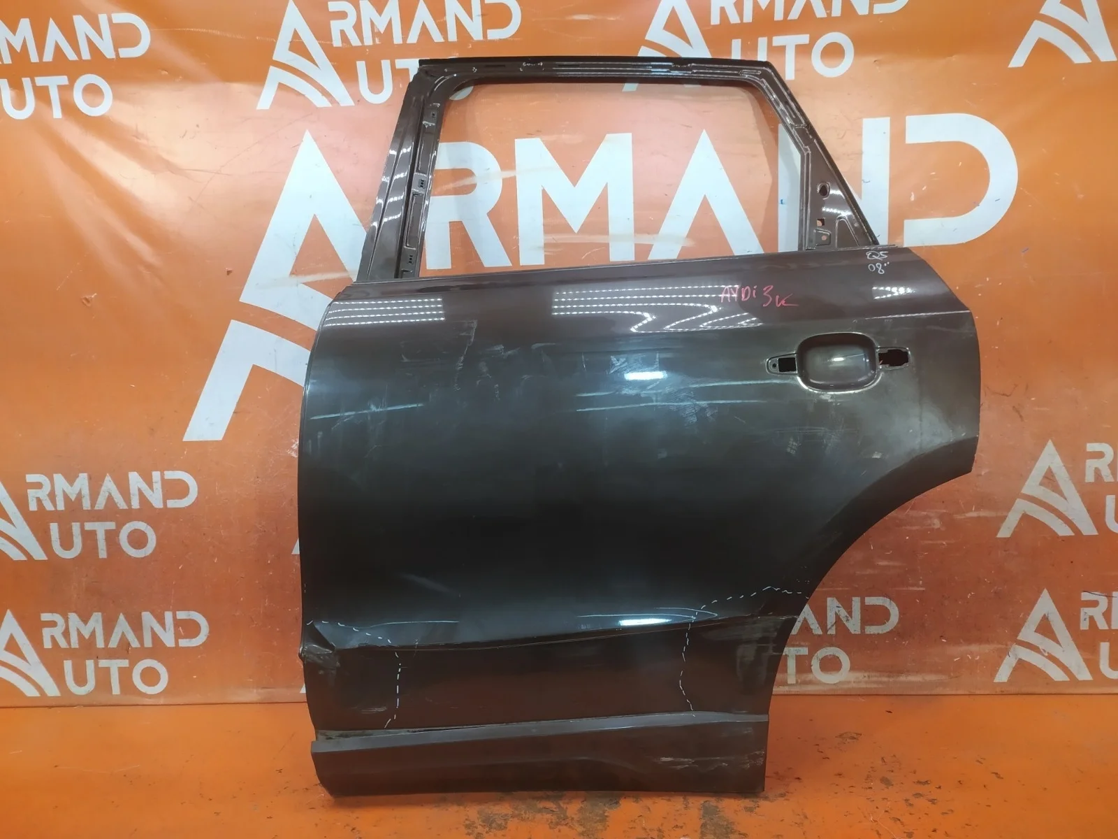 Дверь Audi Q5 2008-2012 8R