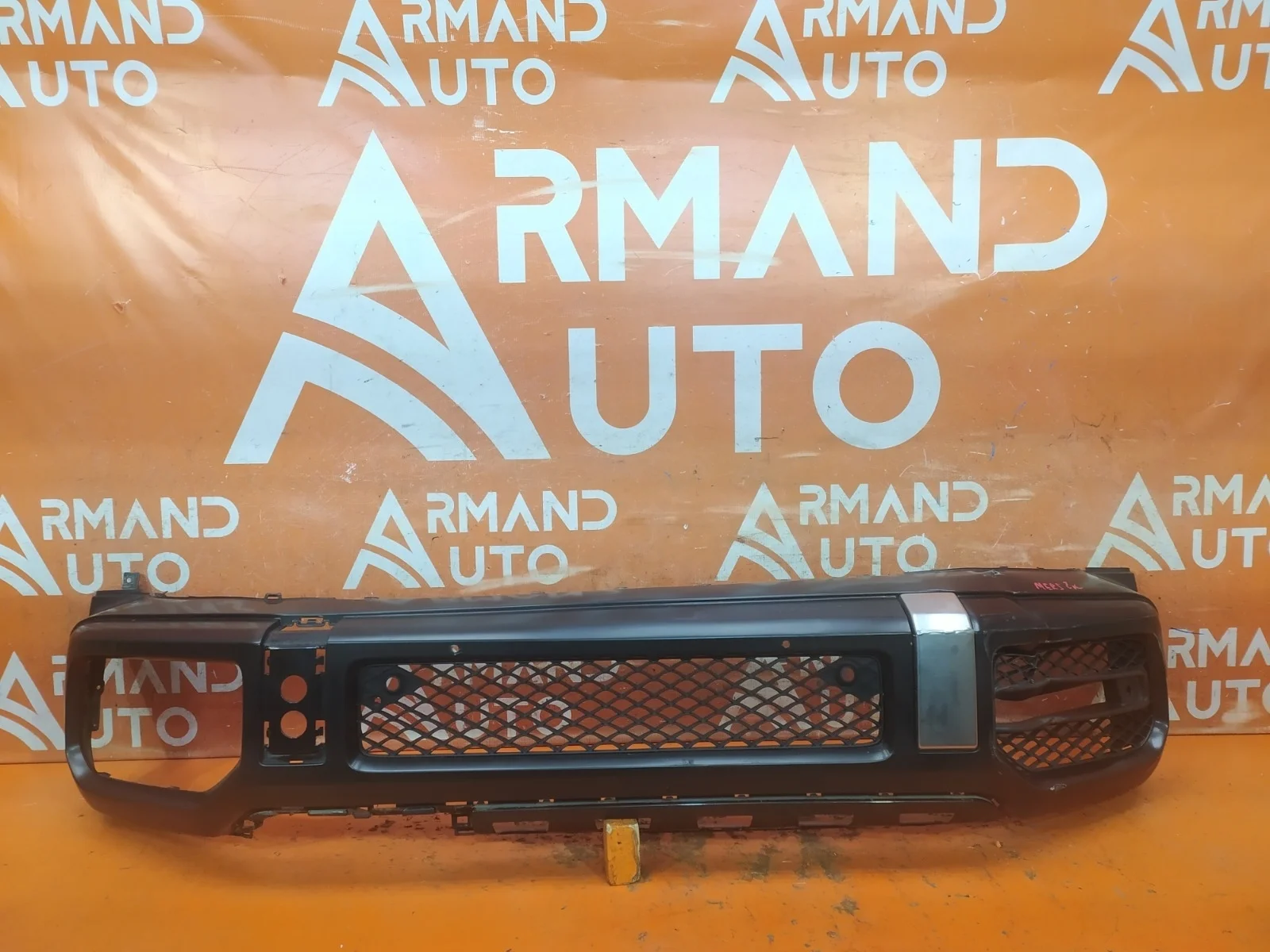 Бампер Mercedes G-Class 2018-нв w463