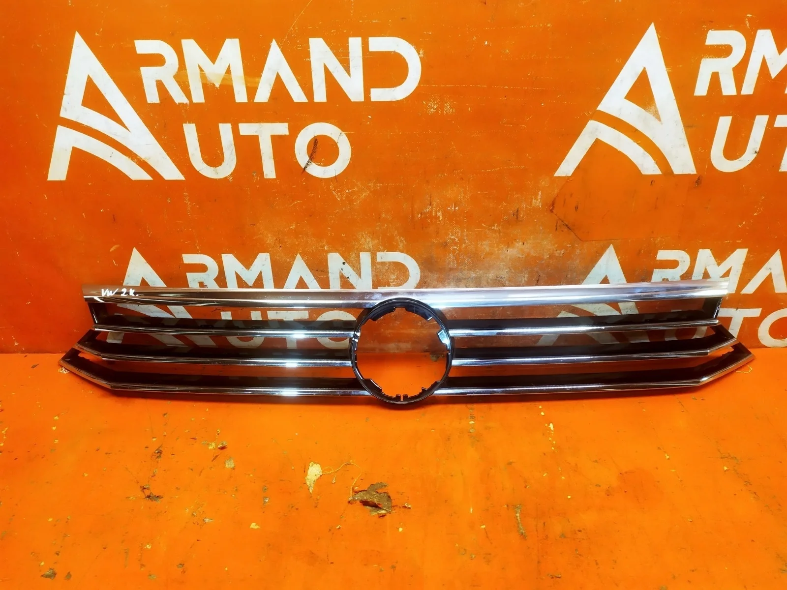 Решетка радиатора Volkswagen Passat 2014-нв B8