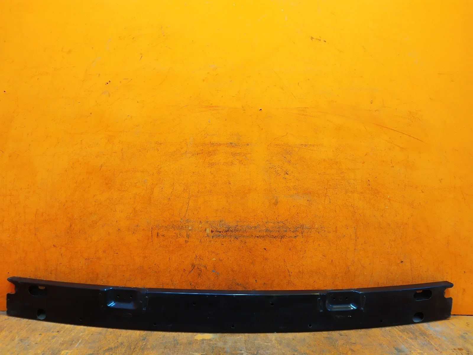 Усилитель бампера Toyota RAV4 2012-2019 CA40