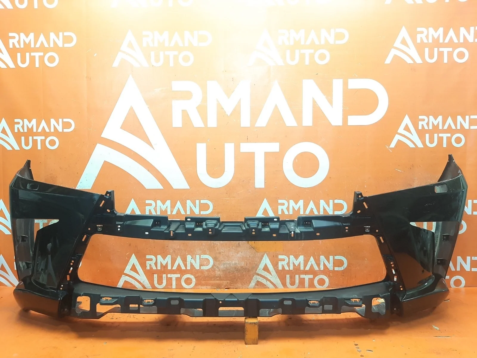 Бампер Lexus Lx 2015-2023 URJ200